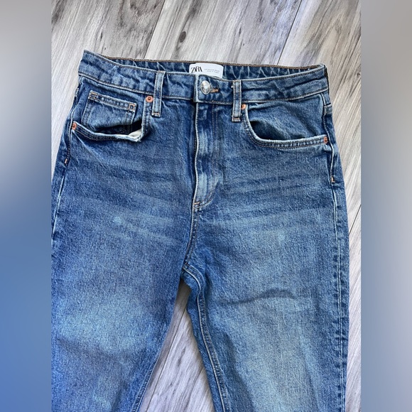 ZARA BLUE DENIM HIGH WAIST STRAIGHT ANKLE CROPPED JEANS Size US 6 - Picture 2 of 8
